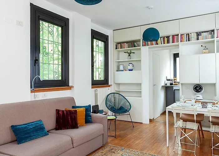 Duplex Luminoso In Zona Residenziale Apartmán Milán