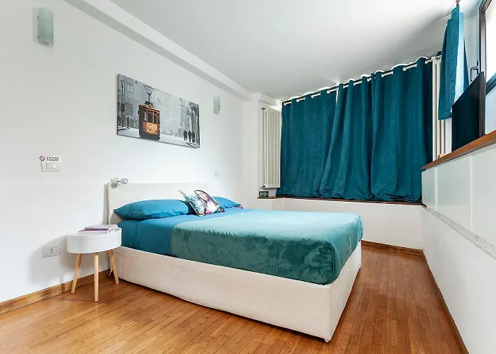 Duplex Luminoso In Zona Residenziale Apartmán Milán